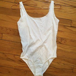 EVERLANE TANK BODYSUIT ~SIZE MED~WHITE